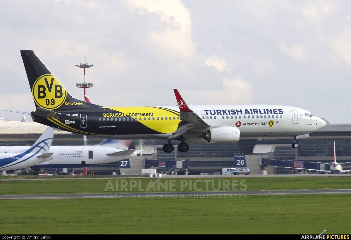 Turkish Airlines TC-JHU aircraft at Moscow - Vnukovo