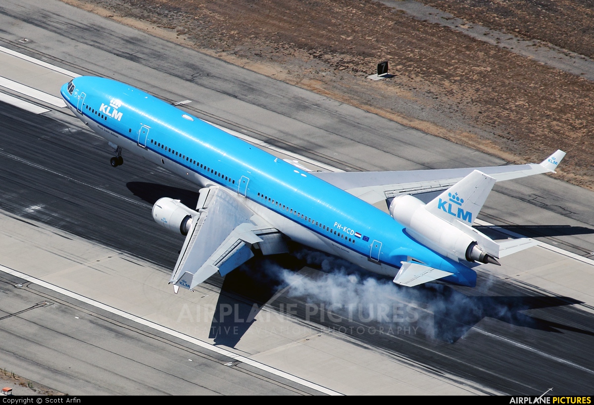 KLM PH-KCD aircraft at Los Angeles Intl