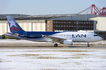 CC-BFI - LAN Airlines Airbus A320
