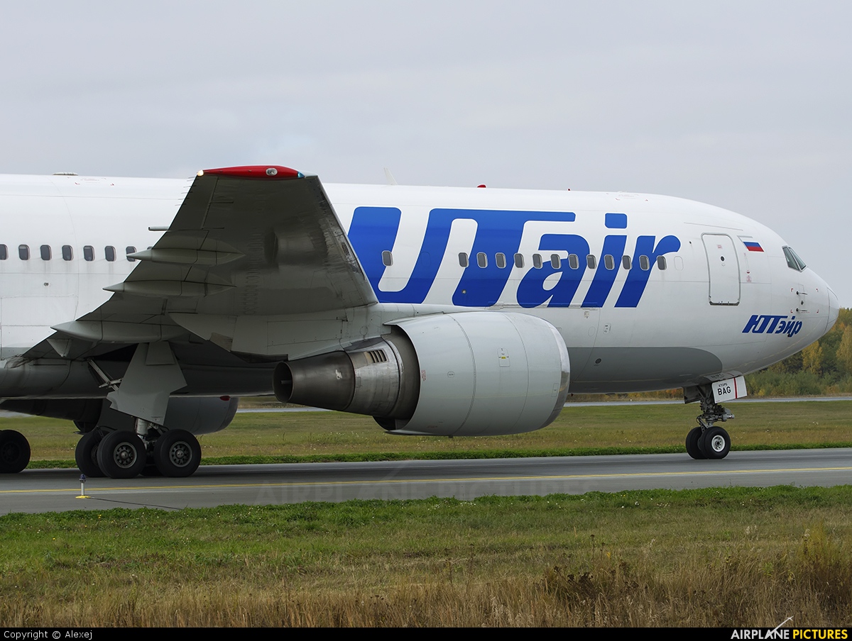 UTair VP-BAG aircraft at Tyumen-Roschino