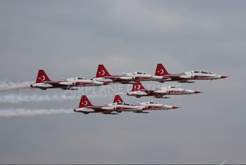 71-4019 - Turkey - Air Force : Turkish Stars Canadair NF-5B