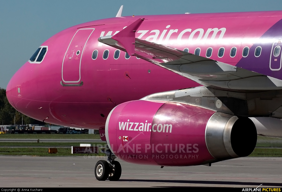 Wizz Air HA-LPT aircraft at Warsaw - Frederic Chopin