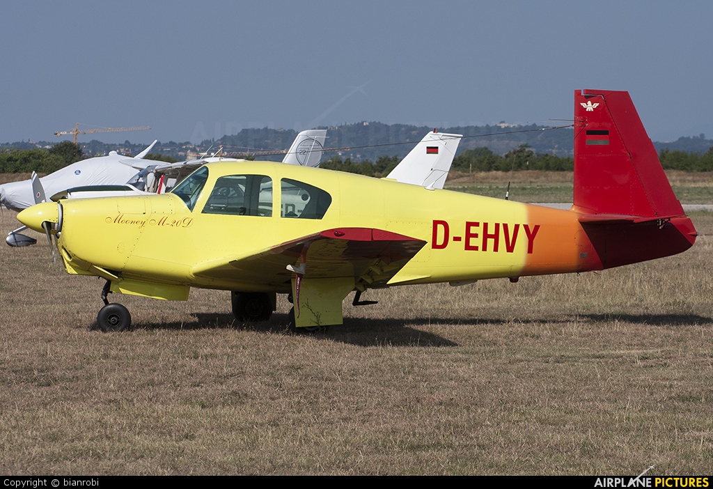 Private D-EHVY aircraft at Verona - Boscomantico