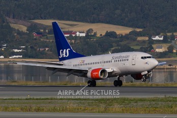 LN-RCW - SAS - Scandinavian Airlines Boeing 737-600
