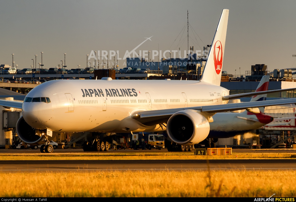 JAL - Japan Airlines JA737J aircraft at London - Heathrow