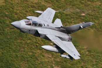 ZD714 - Royal Air Force Panavia Tornado GR.4 / 4A