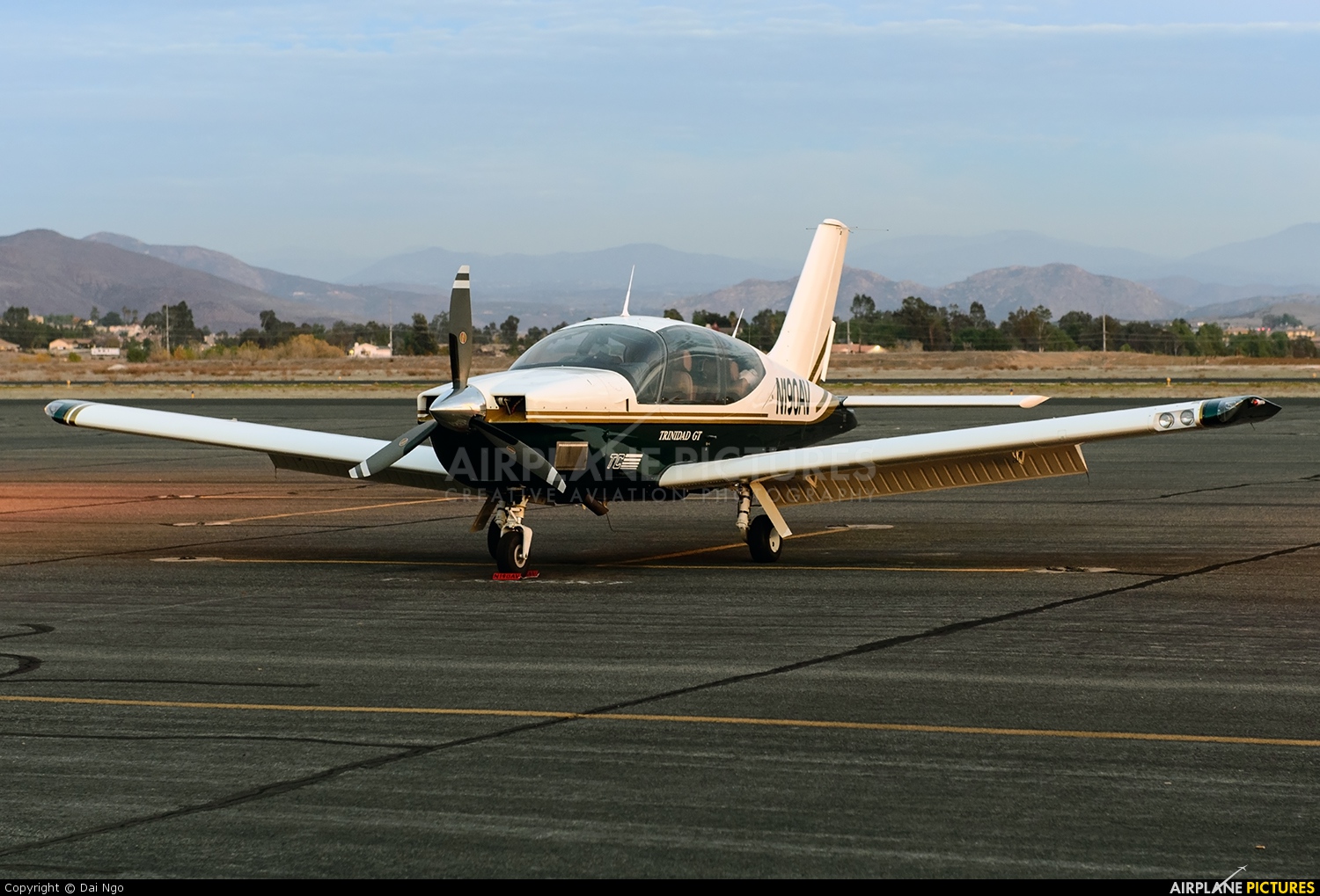 Private N190AV aircraft at Riverside County