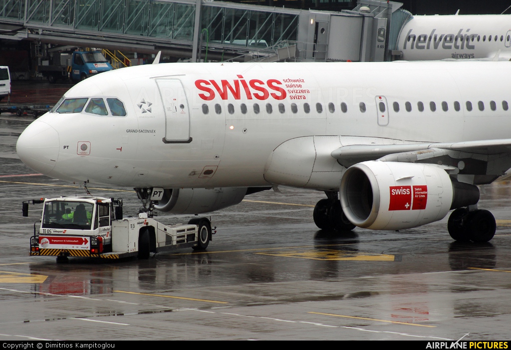 Swiss HB-IPT aircraft at Zurich