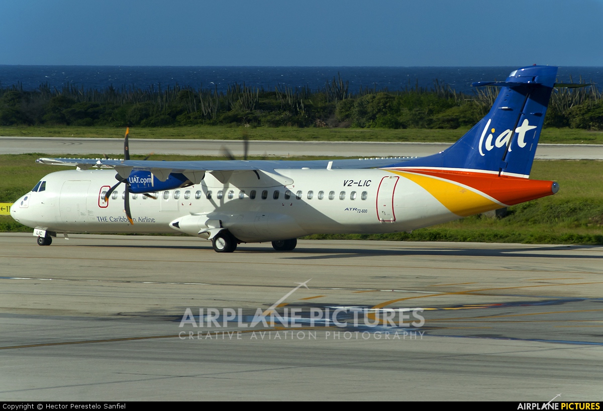 LIAT V2-LIC aircraft at Hato / Curaçao Intl