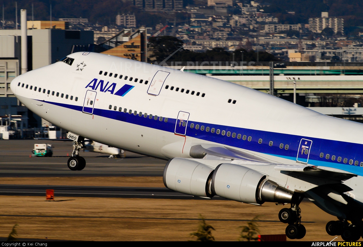 ANA - All Nippon Airways JA8960 aircraft at Osaka - Itami Intl