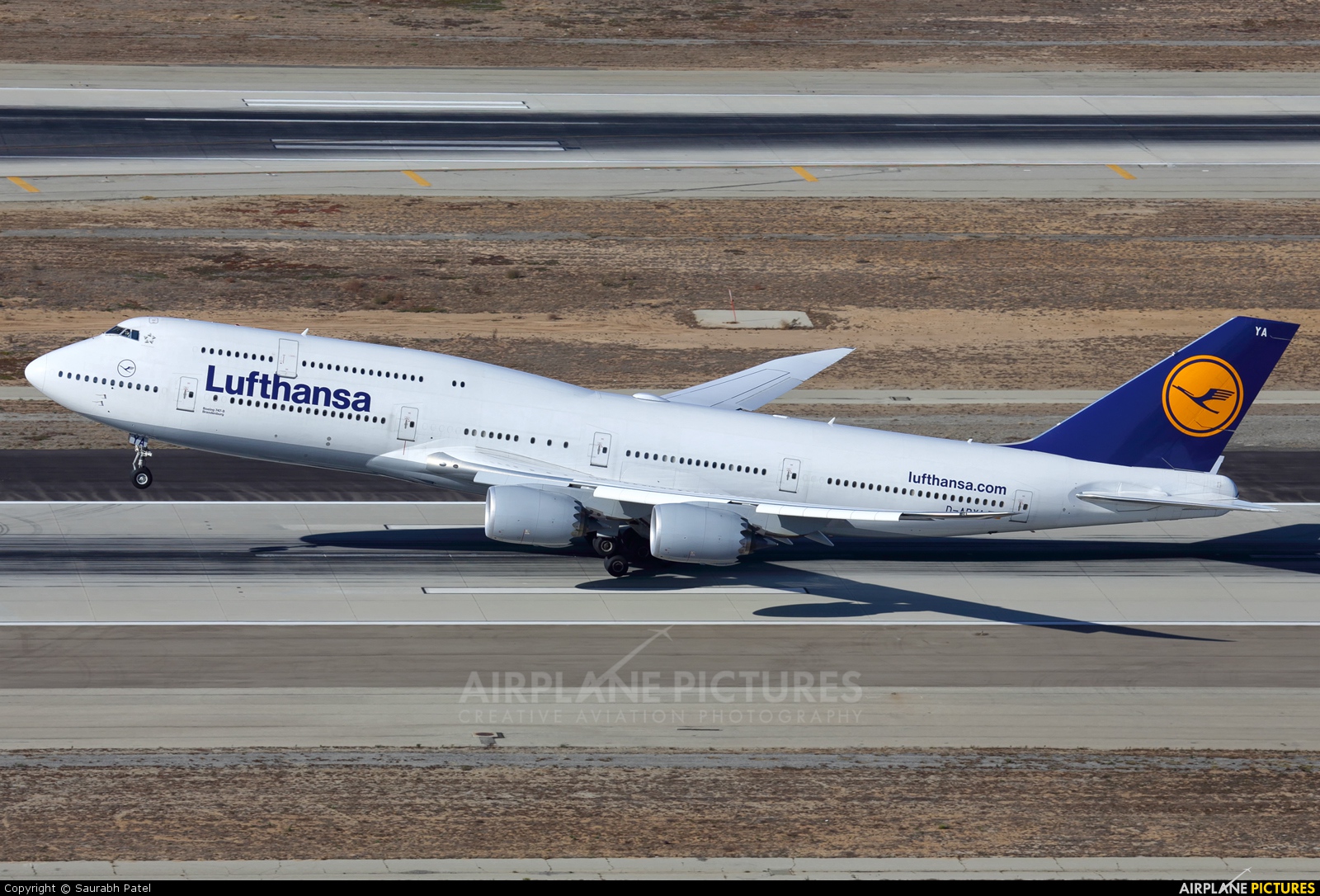 Lufthansa D-ABYA aircraft at Los Angeles Intl