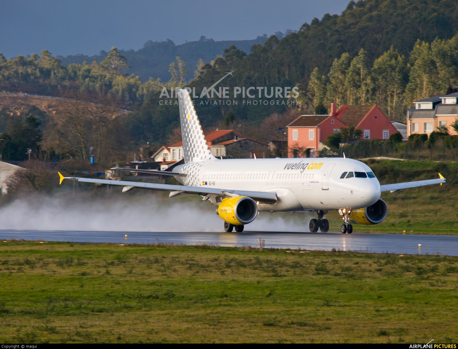 Vueling Airlines EC-IEI aircraft at La Coruña
