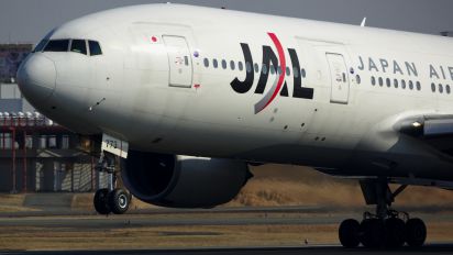 JA773J - JAL - Japan Airlines Boeing 777-200