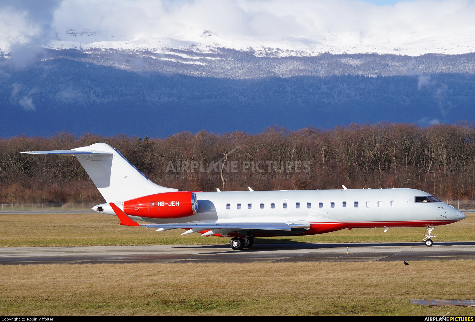 Albinati Aéronautics HB-JEH aircraft at Geneva Intl