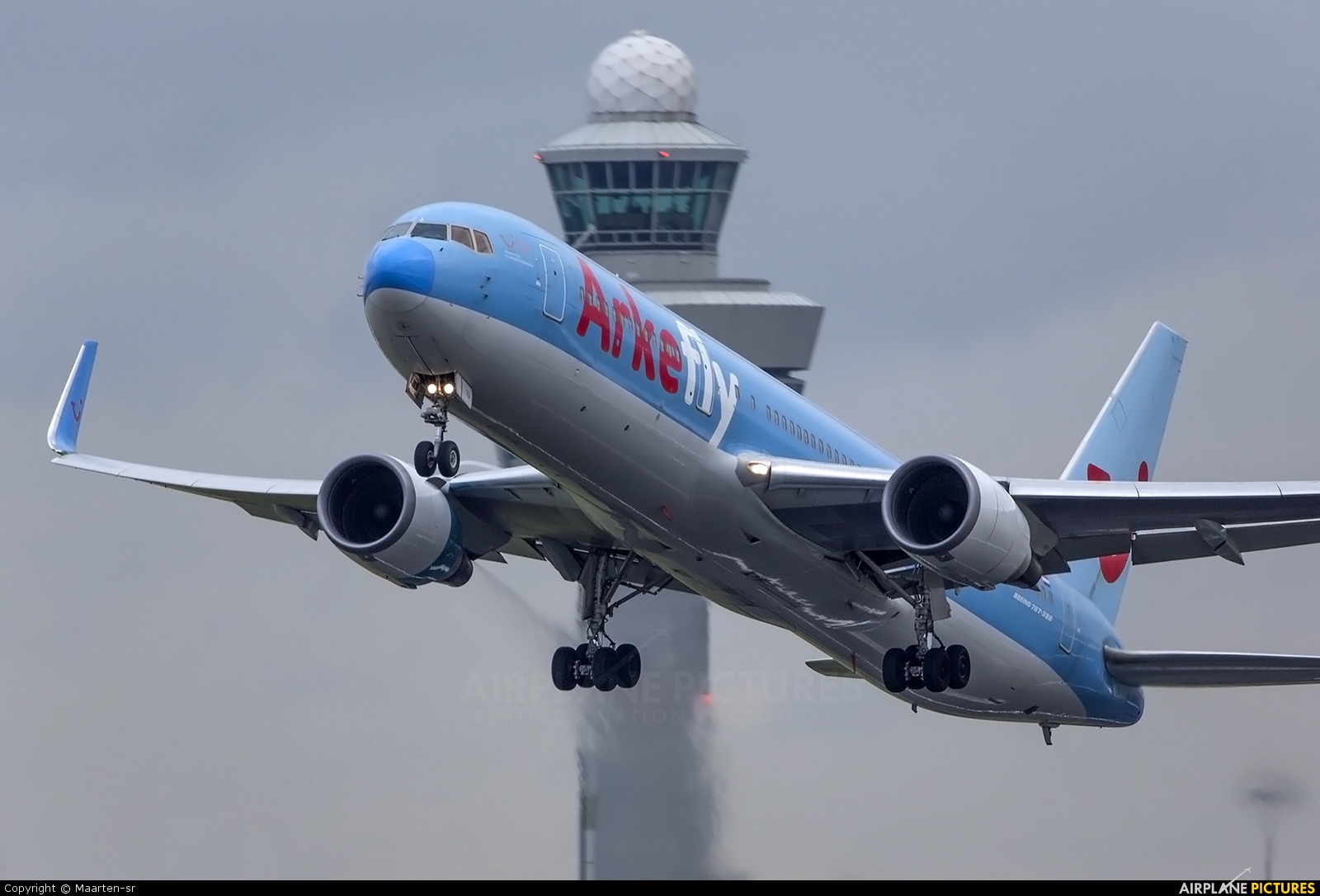 Arke/Arkefly PH-OYJ aircraft at Amsterdam - Schiphol