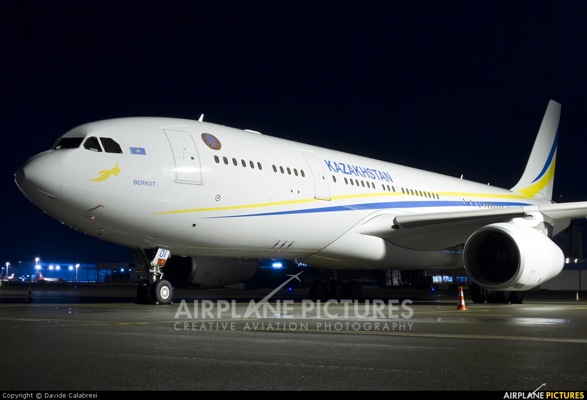 Kazakhstan - Government UP-A3001 aircraft at Zurich