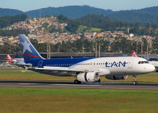 CC-BAF - LAN Airlines Airbus A320