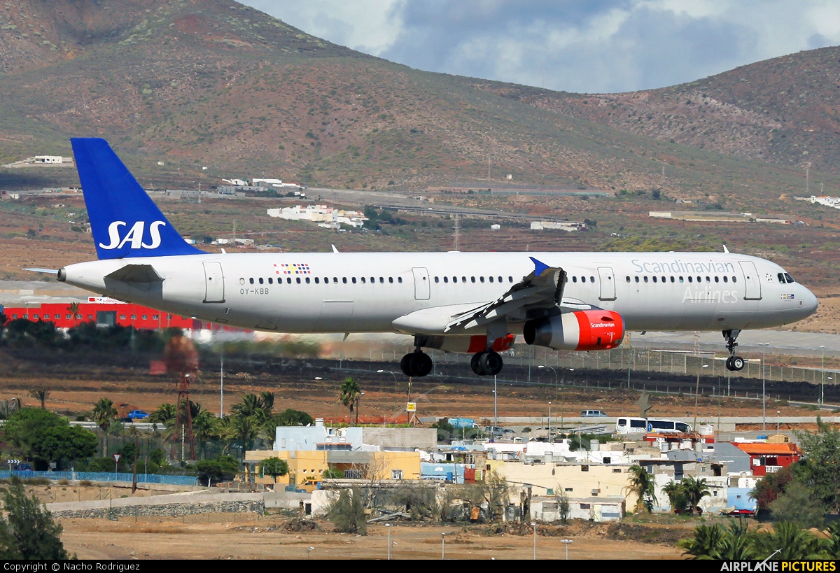 SAS - Scandinavian Airlines OY-KBB aircraft at Las Palmas de Gran Canaria