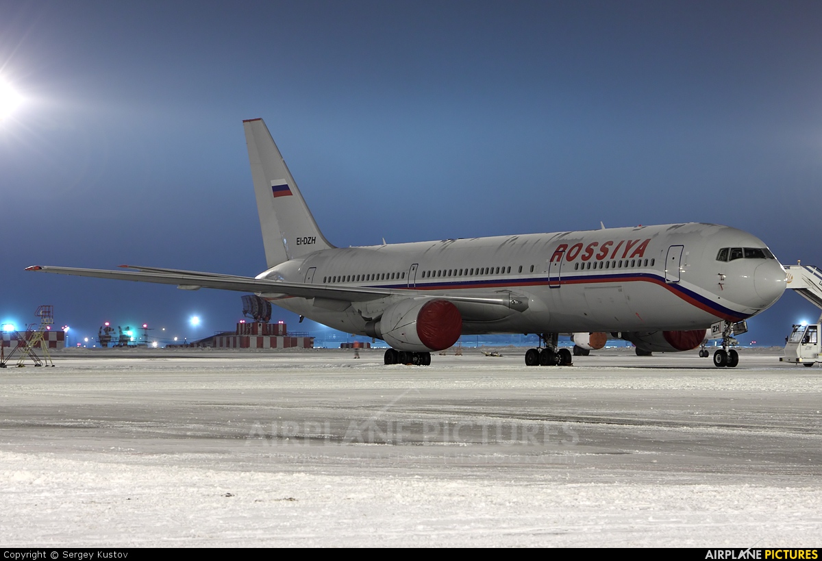 Rossiya EI-DZH aircraft at Moscow - Sheremetyevo