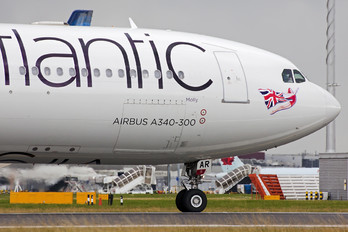 G-VFAR - Virgin Atlantic Airbus A340-300
