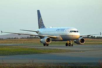 N822UA - United Airlines Airbus A319