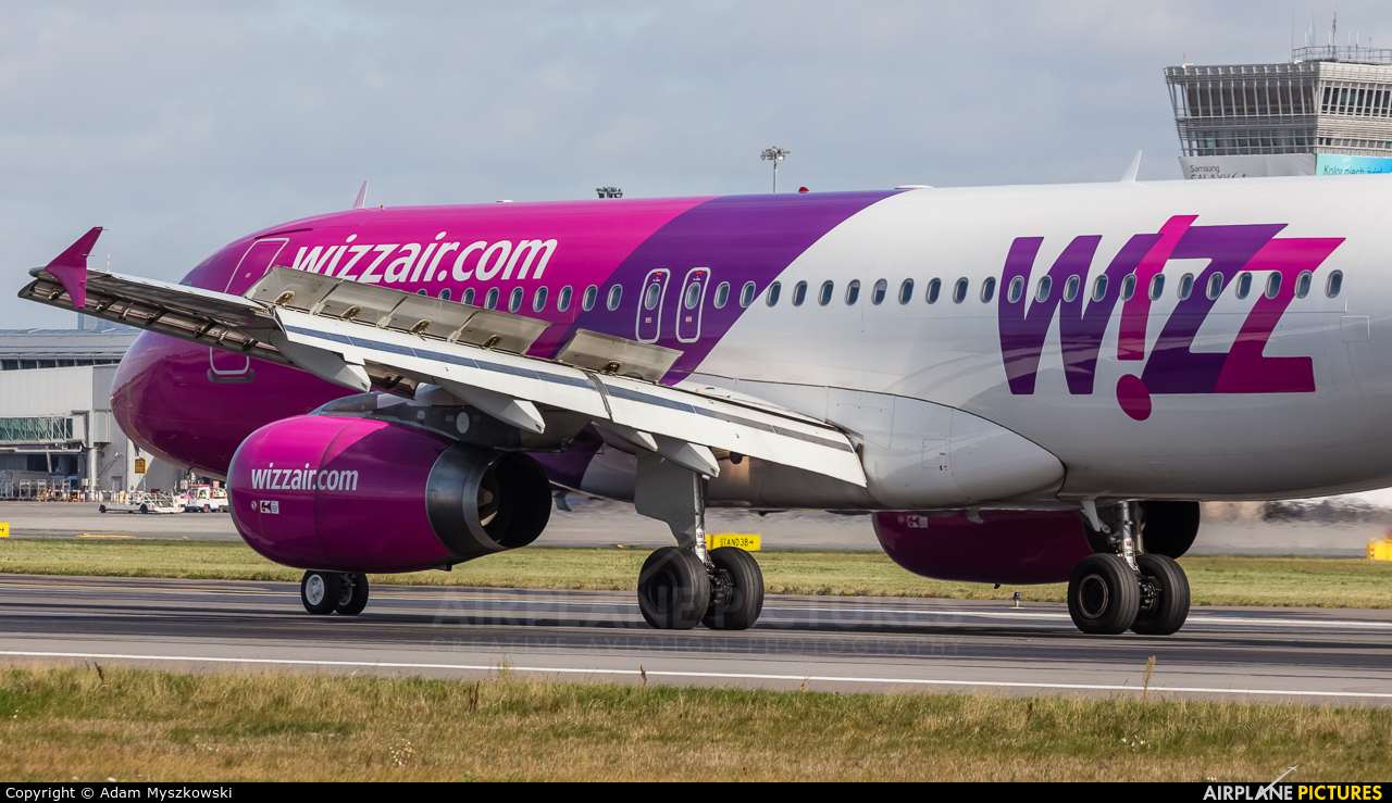 Wizz Air HA-LWF aircraft at Warsaw - Frederic Chopin