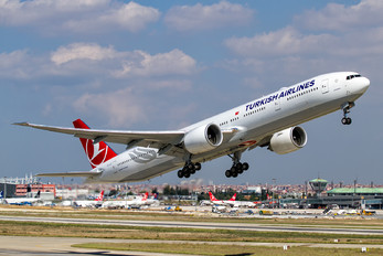 TC-JJT - Turkish Airlines Boeing 777-300ER