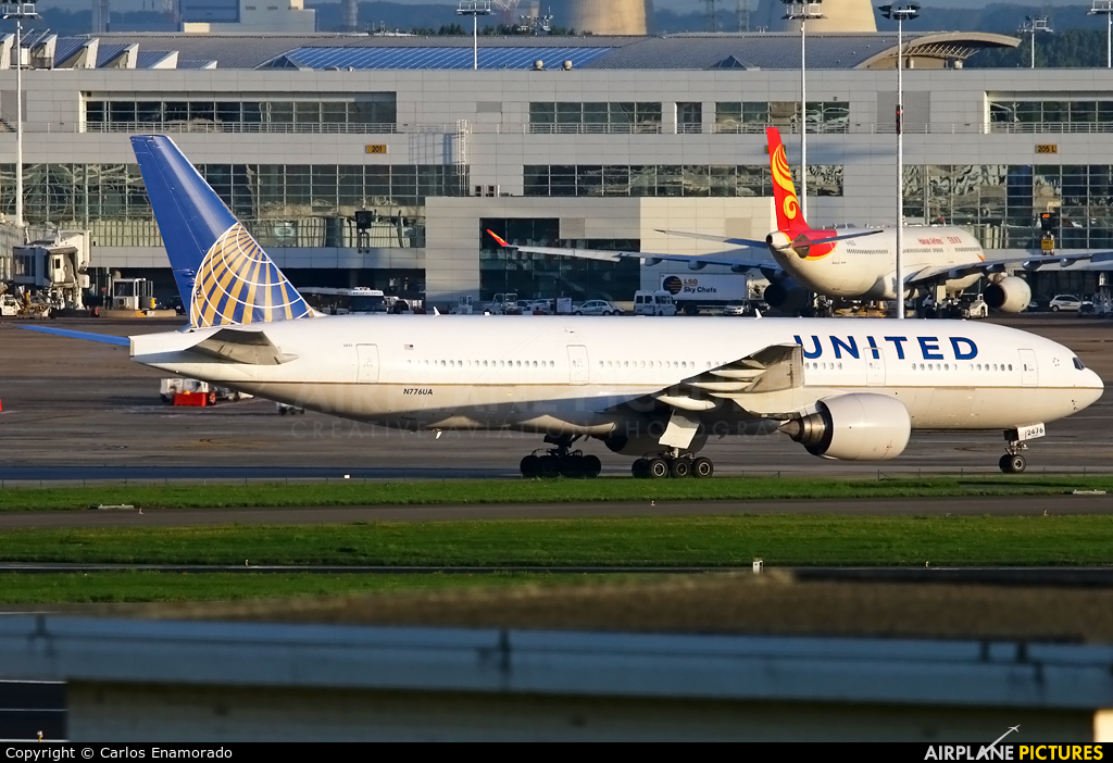 United Airlines N776UA aircraft at Brussels - Zaventem