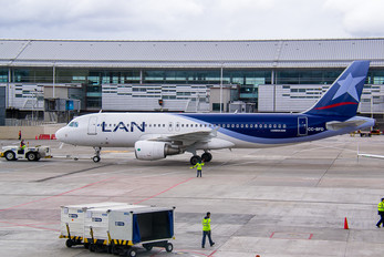 CC-BFD - LAN Colombia Airbus A320