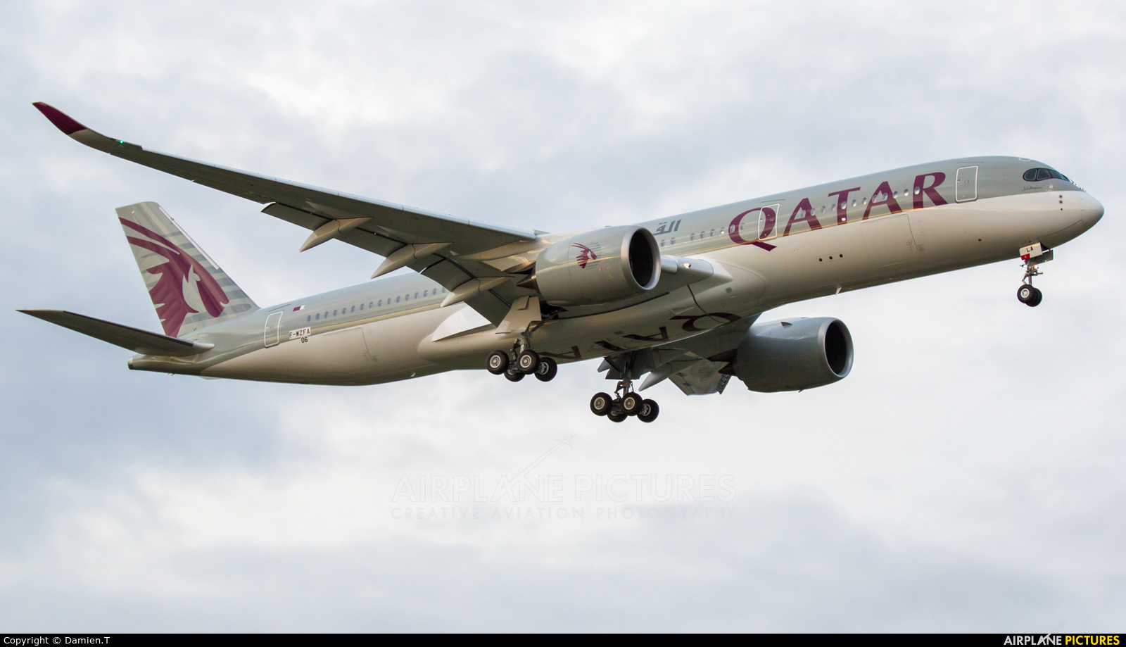 Qatar Airways F-WZFA aircraft at Toulouse - Blagnac