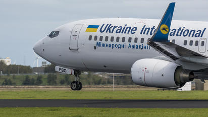 UR-PSG - Ukraine International Airlines Boeing 737-800