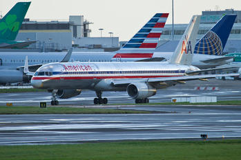 N186AN - American Airlines Boeing 757-200