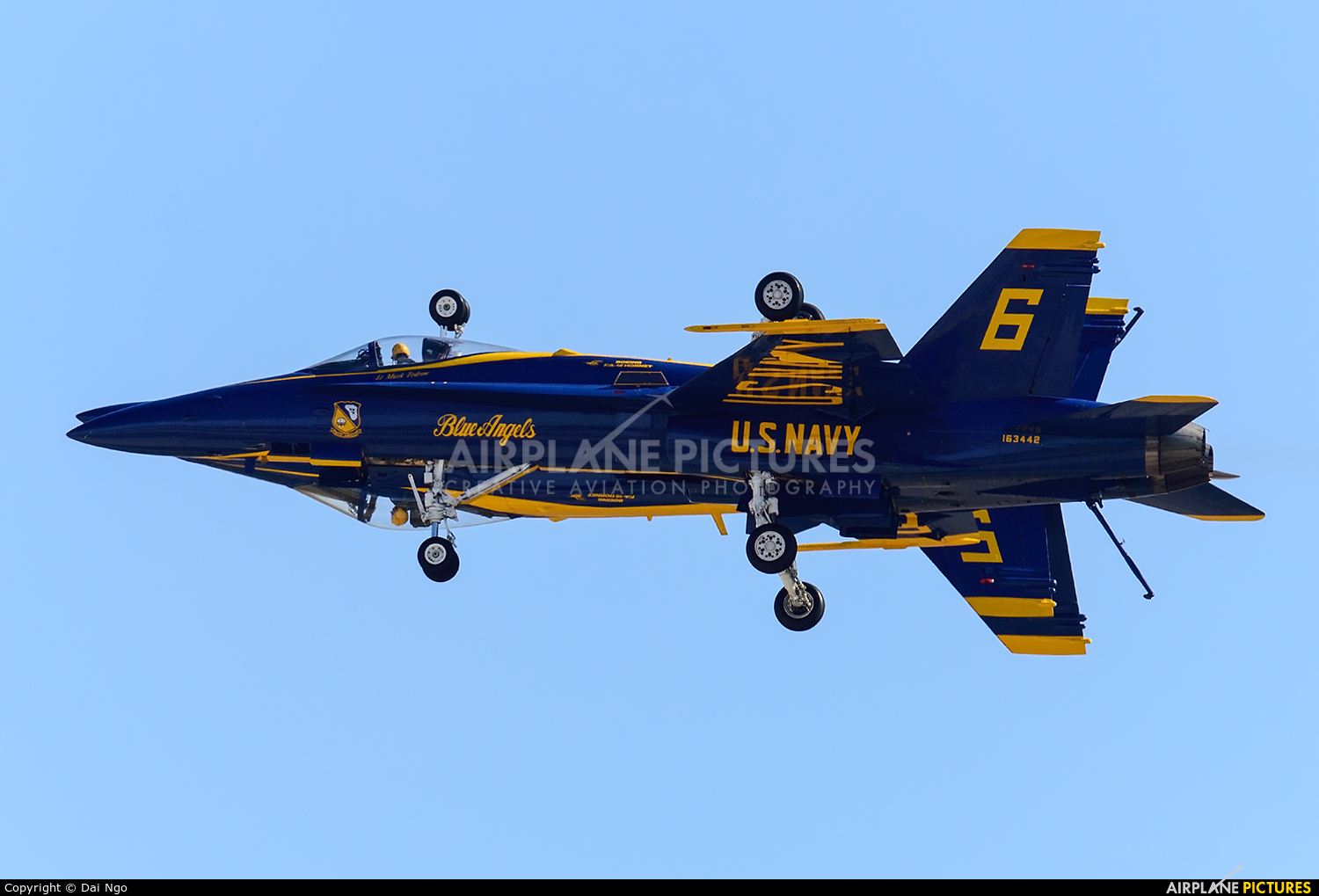 USA - Navy : Blue Angels 163442 aircraft at Miramar MCAS / Mitscher Field