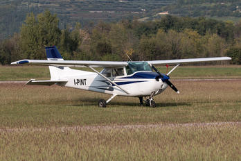 I-PINT - Private Cessna 172 Skyhawk (all models except RG)