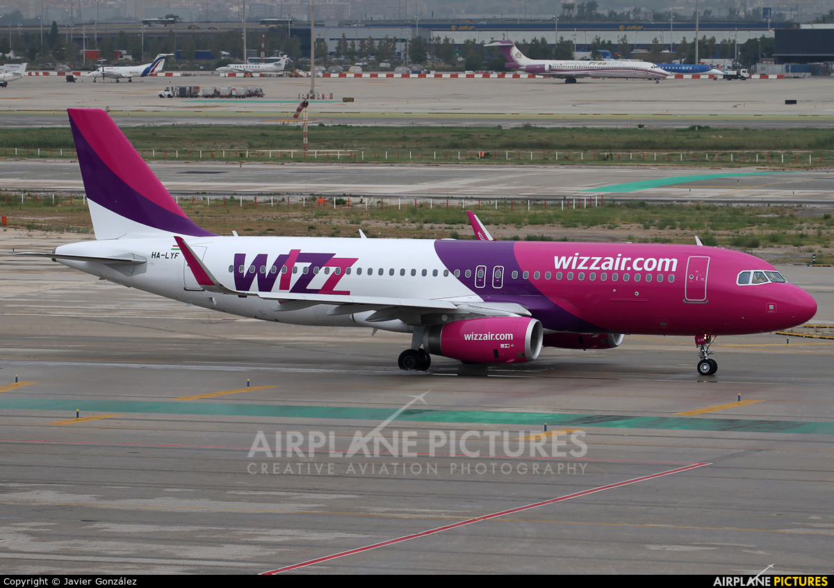 Wizz Air HA-LYF aircraft at Barcelona - El Prat