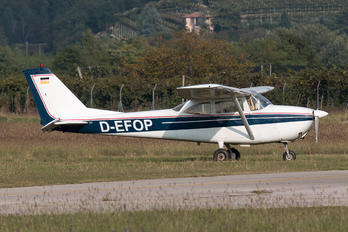 D-EFOP - Private Cessna 172 Skyhawk (all models except RG)