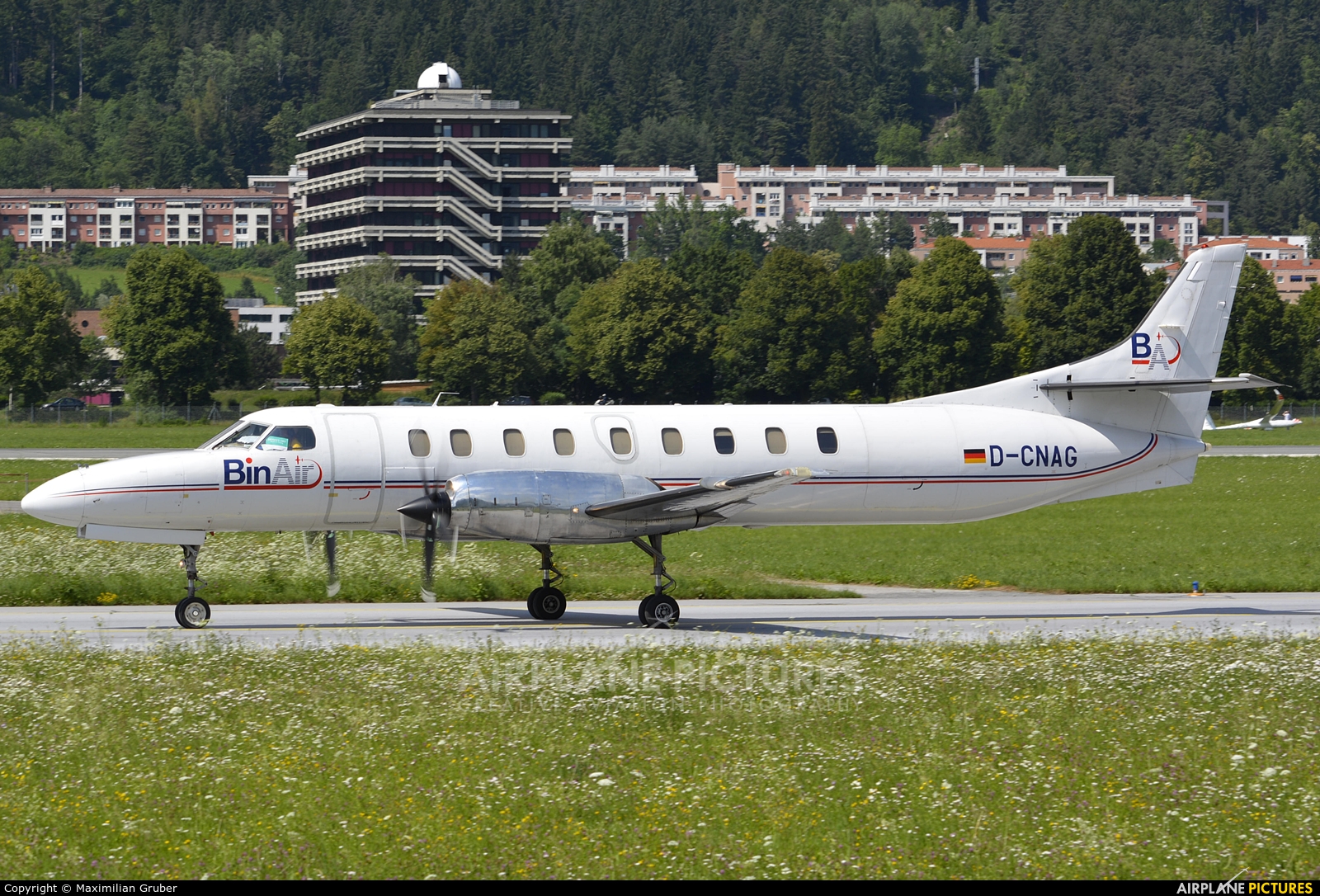 Bin Air D-CNAG aircraft at Innsbruck