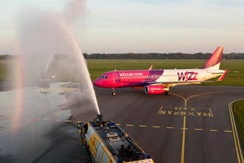 HA-LYG - Wizz Air Airbus A320