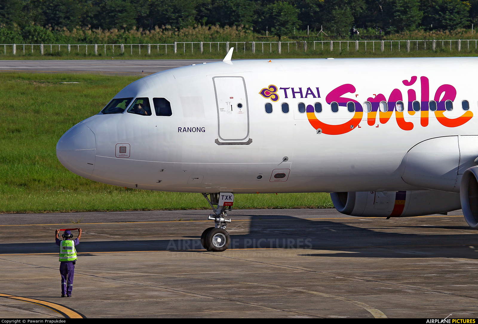 Thai Smile HS-TXK aircraft at Mae Fah Luang–Chiang Rai 