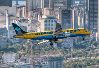 PP-PJQ - Azul Linhas Aéreas Embraer ERJ-190 (190-100)
