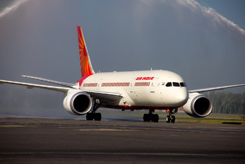 VT-ANP - Air India Boeing 787-8 Dreamliner