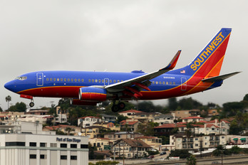 N499WN - Southwest Airlines Boeing 737-700