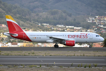 EC-LVQ - Iberia Express Airbus A320