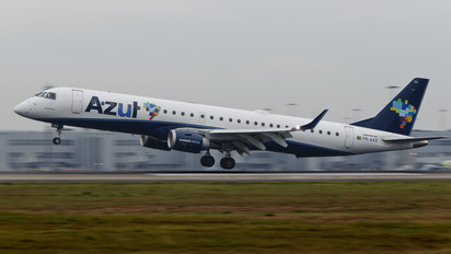 PR-AXX - Azul Linhas Aéreas Embraer ERJ-195 (190-200)