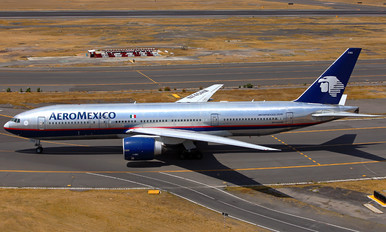 N745AM - Aeromexico Boeing 777-200ER