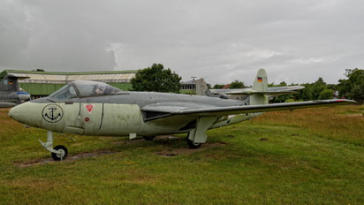 VB+134 - Germany - Navy Hawker Sea Hawk Mk. 100