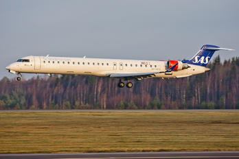 OY-KFE - SAS - Scandinavian Airlines Canadair CL-600 CRJ-900
