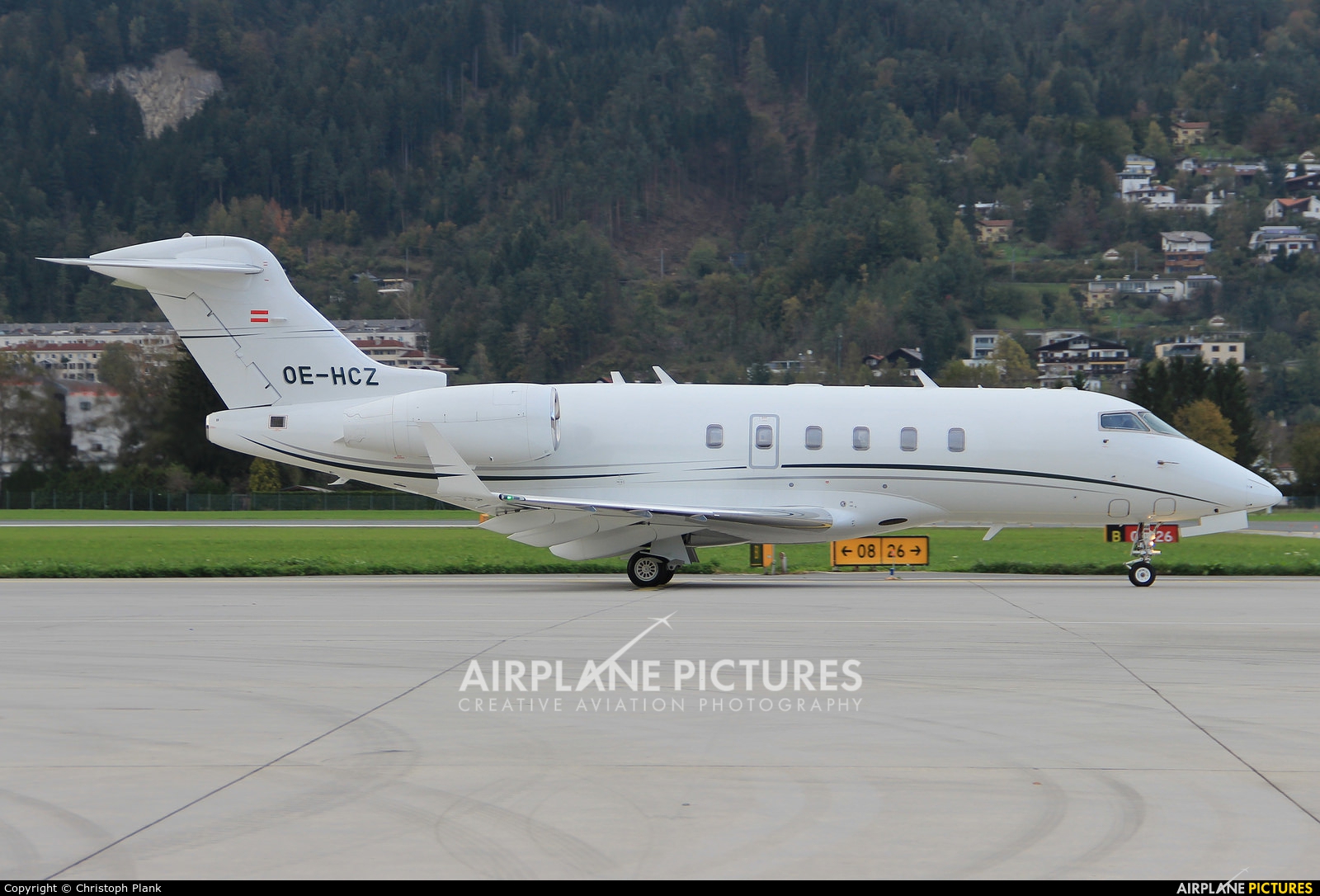 Avcon Jet AG OE-HCZ aircraft at Innsbruck