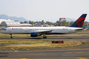 N655DL - Delta Air Lines Boeing 757-200