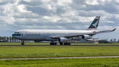 B-HXK - Cathay Pacific Airbus A340-300